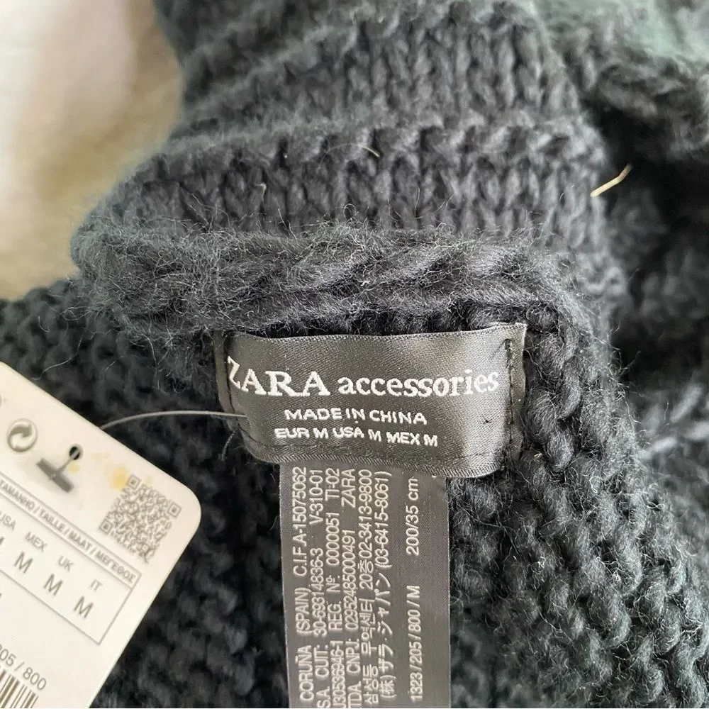 NEW ZARA black knit scarf
